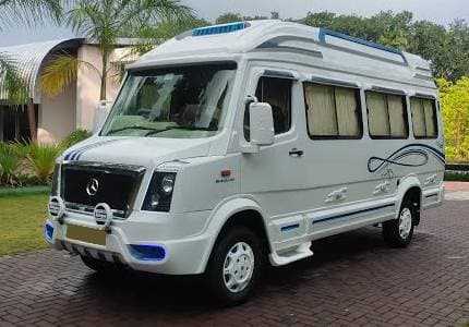 17 Seater Tempo Traveller