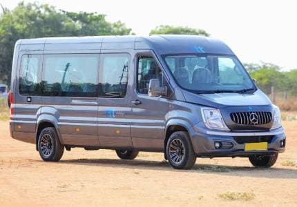 12 Seater Urbania Traveller